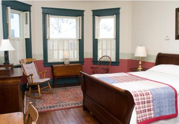 Frederick House Bed & Breakfast Staunton Exterior photo